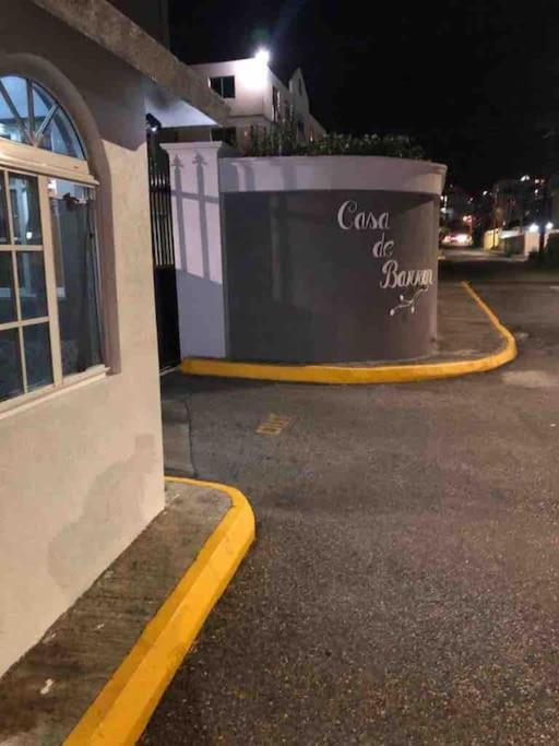 Escape At The Oasis- New Kingston Area -24Hrs Security, Elevator, Water Heater, Wifi Exterior foto